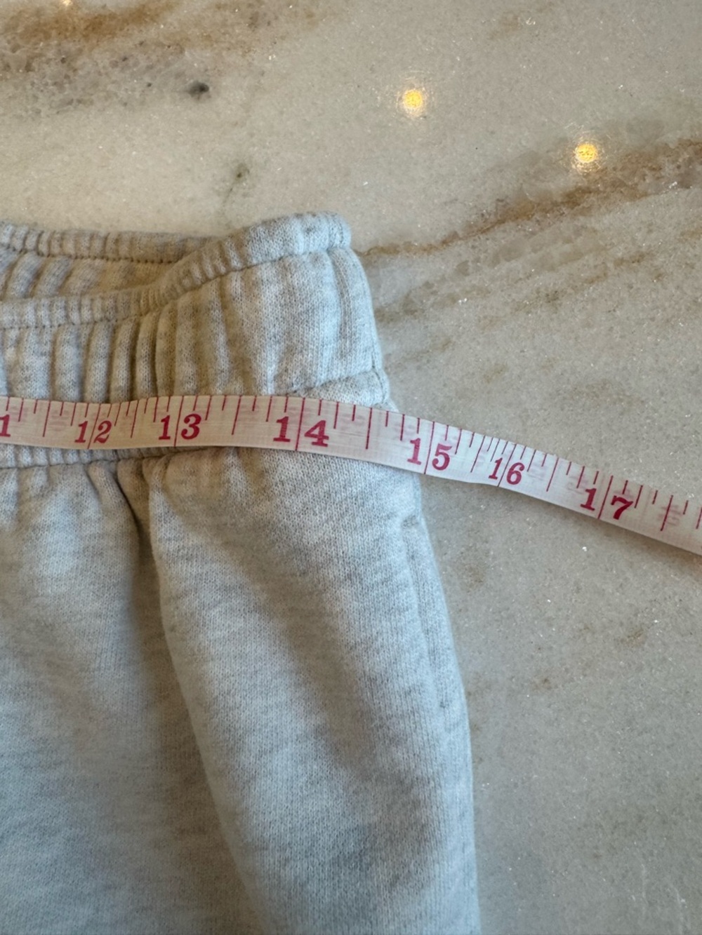 Aritzia Woman’s Cozy Fleece Mega Cargo Jogger - Picture 8 of 14